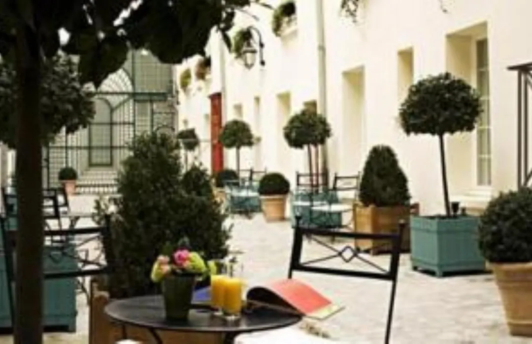 Hotel Suites Unic Renoir Saint-Germain-1