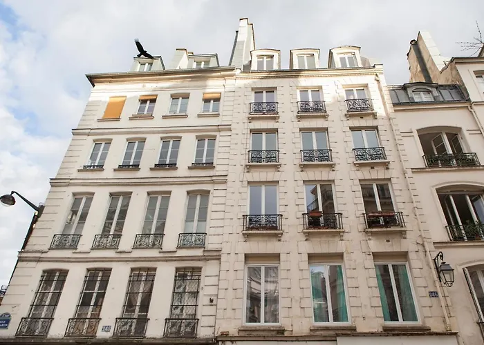 Bed and breakfast Club246 Paris Saint Martin